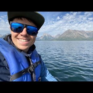 Meet your Posher, Mitchell